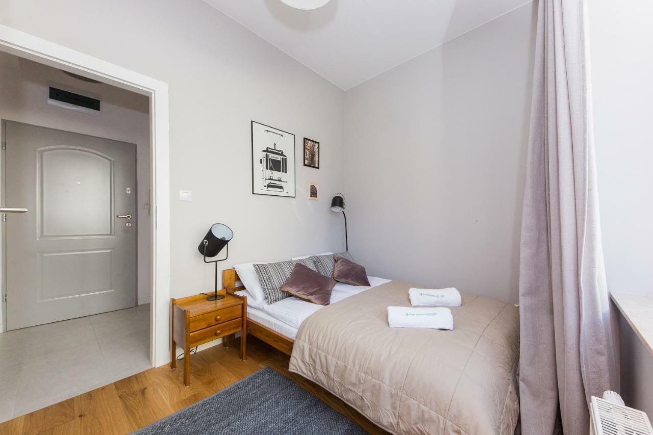 Shortstaypoland Srodkowa Apartment